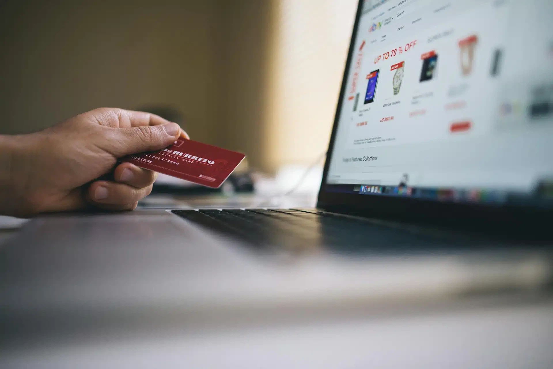 Comment trouver une formation création de site internet e-commerce ?